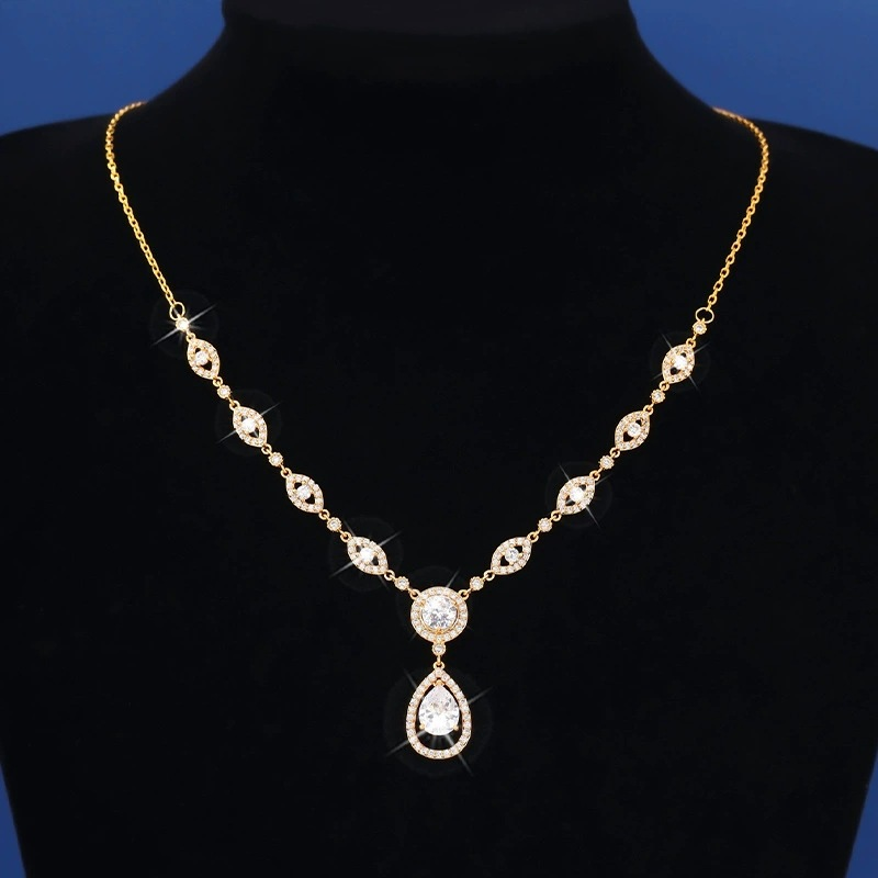 Multi-layered Emerald Crystal Gemstone Pendant Necklace