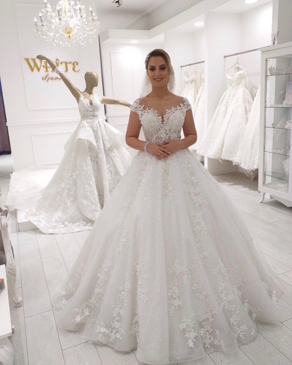 Gorgeous Long A-line Off-the-shoulder Lace Tulle Wedding Dress - YESBABYONLINE