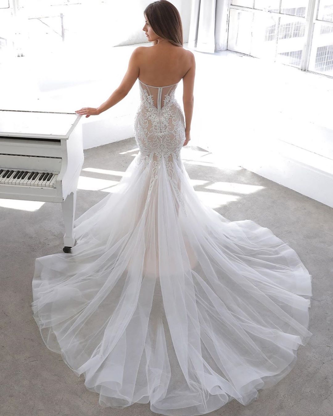 Sexy Long Mermaid Sweetheart Tulle Backless Applique Lace Wedding Dress - YESBABYONLINE