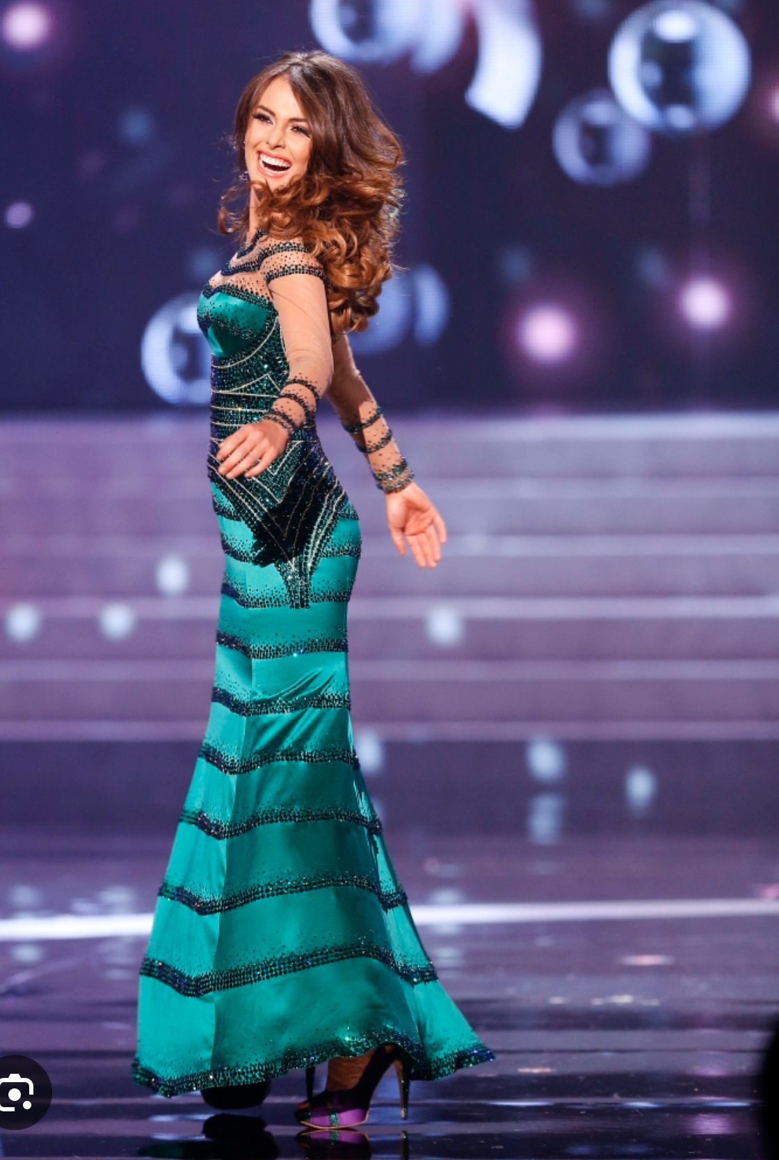 Elegant Long Sleeve Satin Sequined Mermaid Long Prom Dress
