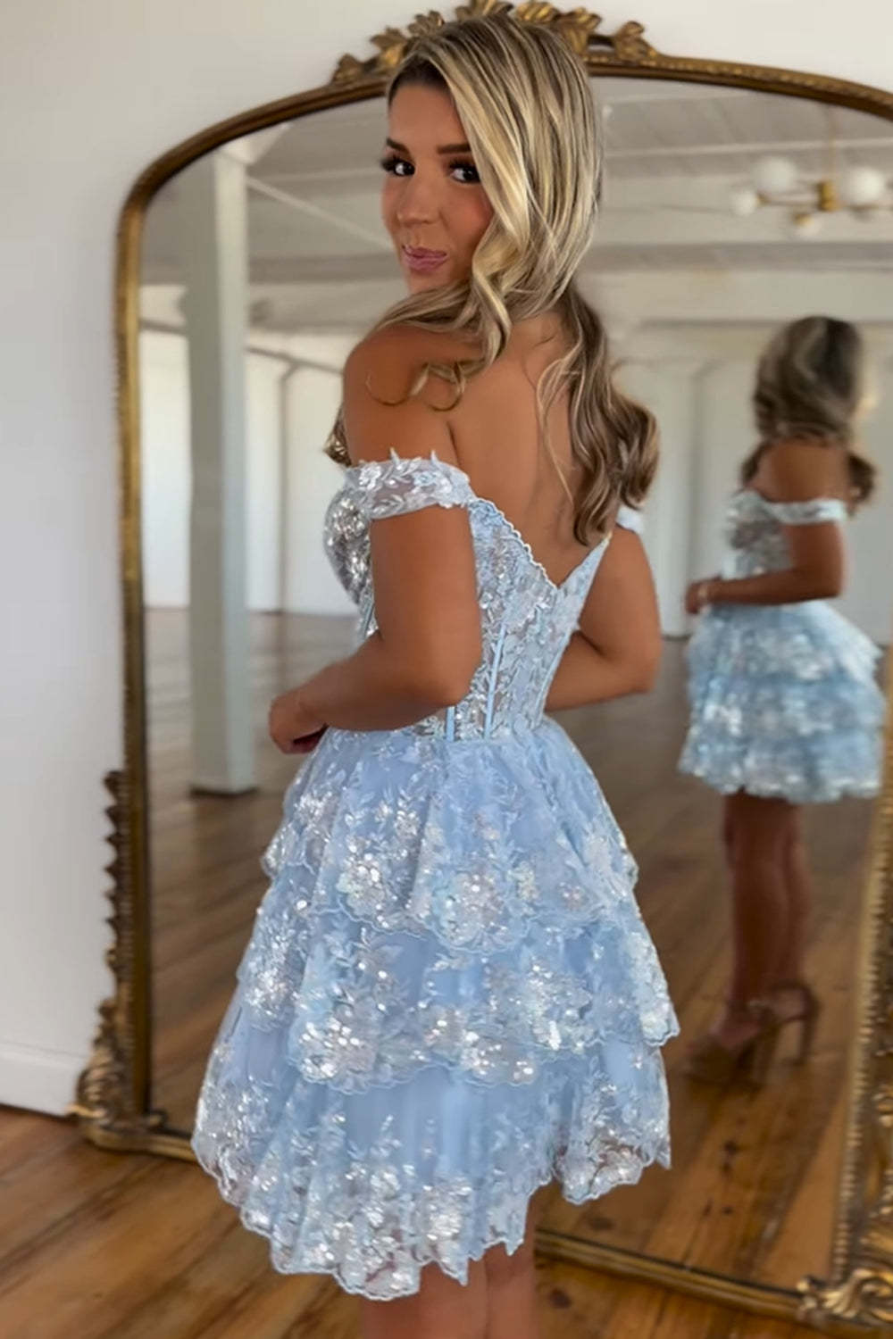 Sparkly A-Line Black Tiered Short Homecoming Prom Dress with Lace