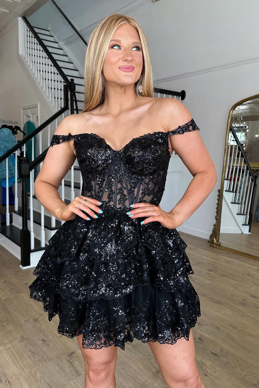 Sparkly Black Corset Tiered Lace A-Line Short Homecoming Prom Dress