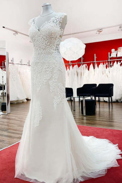 Chicloth Ivory Sweetheart Lace Mermaid Wedding Dresses