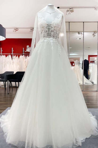Chicloth Elegant V Neck Tulle Ivory Lace A-Line Wedding Dresses