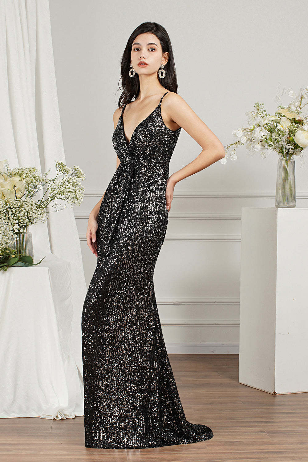 Chicloth Spaghetti-Straps Sequins Bridesmaid Dress Sleeveless
