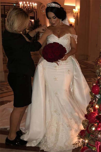 Chicloth Off-the-Shoulder Mermaid Wedding Dress Overskirt Lace Bridal Gown