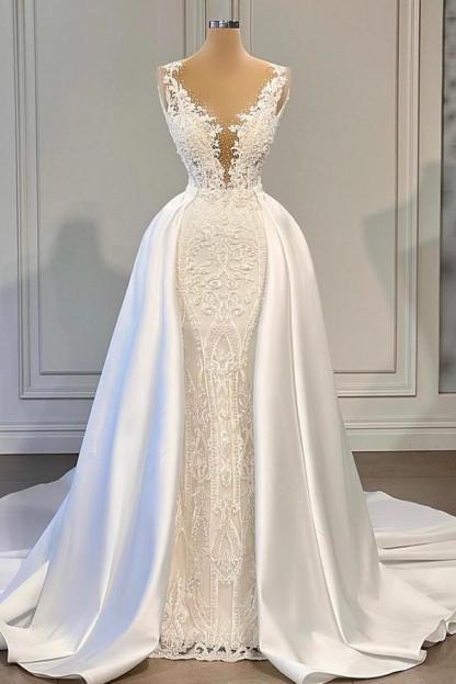 Chicloth Gorgeous White Mermaid Wedding Dress Lace Appliques With Overskirt