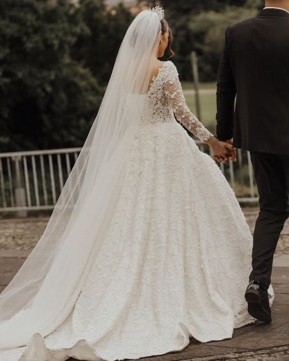 Chicloth Ball Gown Wedding Dress Long Sleeves With Lace Appliques