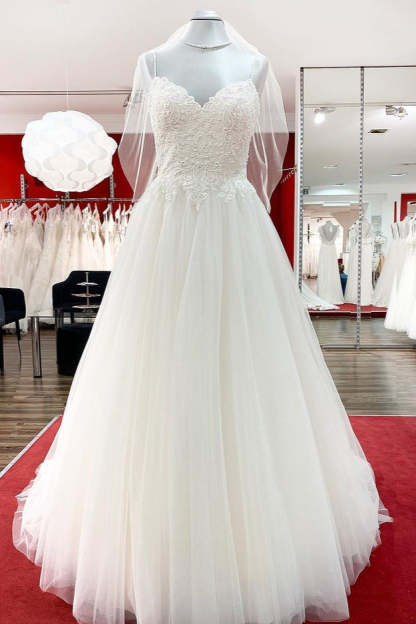 Chicloth Gorgeous Spaghetti Straps Tulle Ivory Lace Wedding Dresses