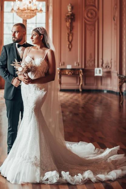 Chicloth Spaghetti-Straps Sweetheart Wedding Dress Lace Mermaid Sleeveless