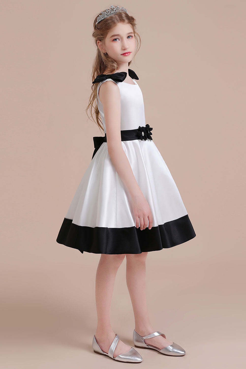 Chicloth A-Line Latest Satin Knee Length Flower Girl Dress Online