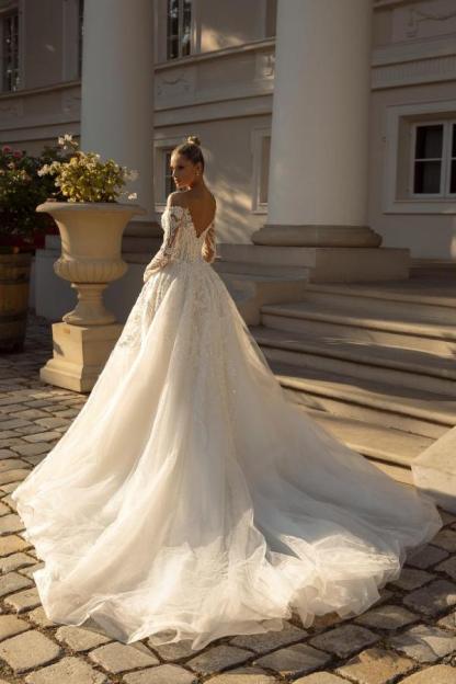 Chicloth Off-the-Shoulder Wedding Dresses Ball Gown With Lace Long Sleeves