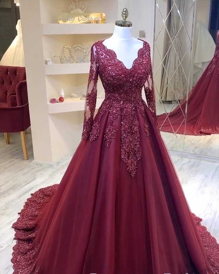Chicloth Burgundy Long Sleeves Lace Evening Dress With Appliques