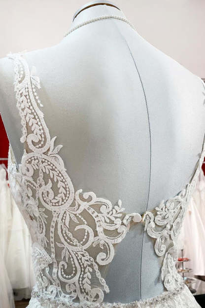 Chicloth Graceful Ivory Tulle  Ruffles A-Line Wedding Dresses
