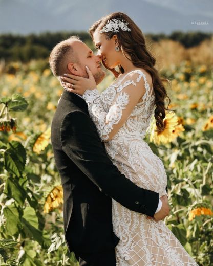 Chicloth Long Sleeves Lace Wedding Dress Mermaid Boho Bridal Gowns