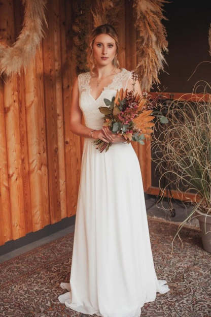 Chicloth Sleeveless Summer Beach Wedding Dress Long Chiffon