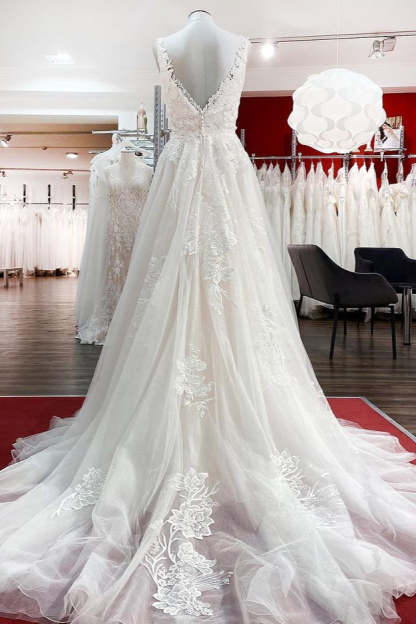 Chicloth Graceful Ivory Tulle V Neck Lace Ruffles A-Line Wedding Dresses