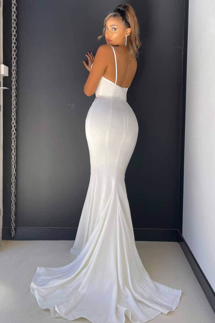 Chicloth Spaghetti-Straps Mermaid Prom Dress Long Sleeveless With Sequins