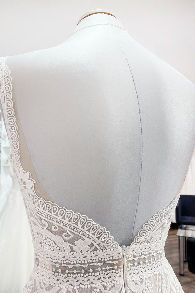 Chicloth Simply Sleeveless White Tulle Lace Ruffles A-Line Wedding Dresses Long