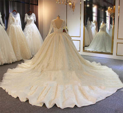 Chicloth Long Sleeves Ball Gown Wedding Dress With Lace Appliques