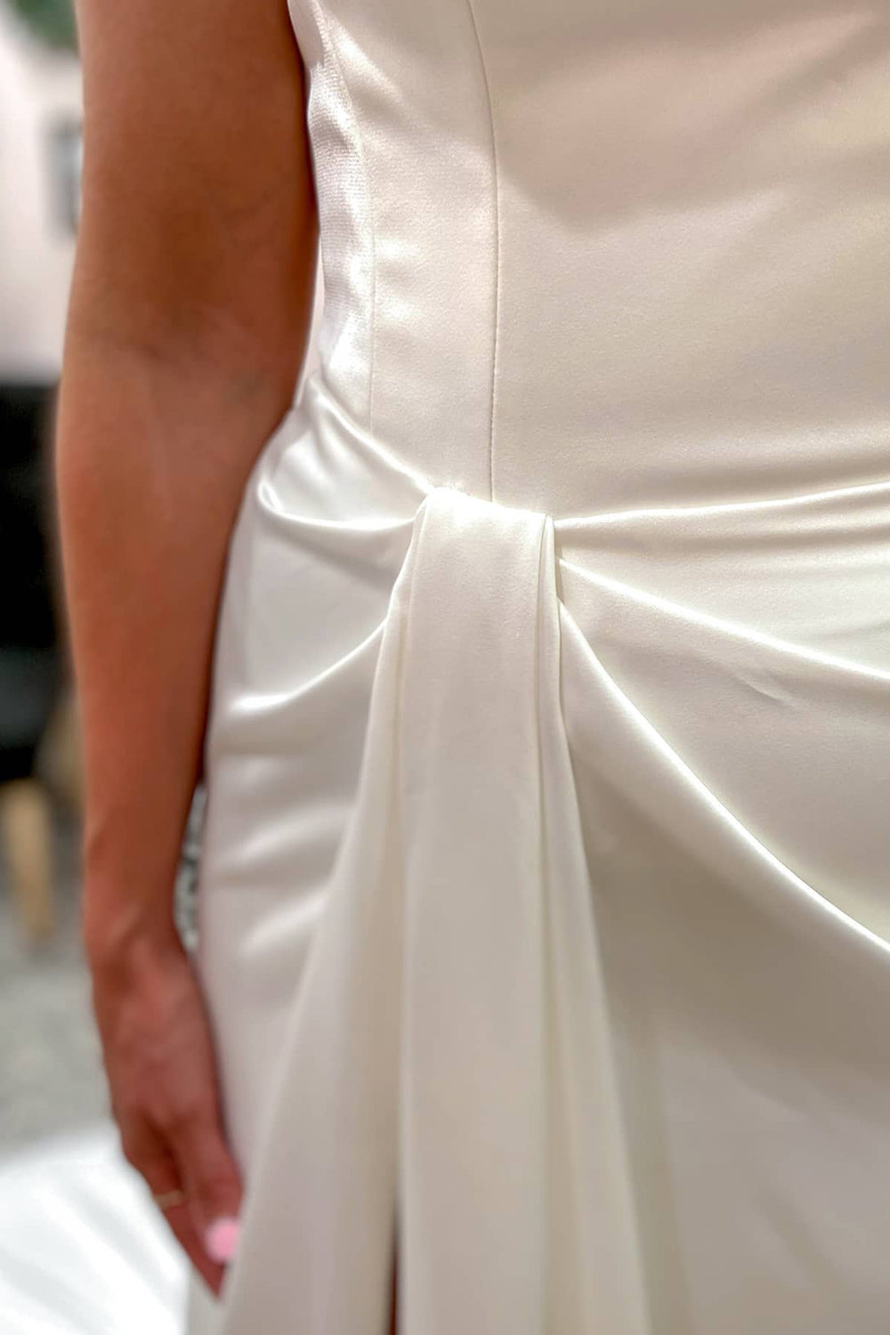 Chicloth Ivory Satin Wedding Dress Mermaid Long With Slit