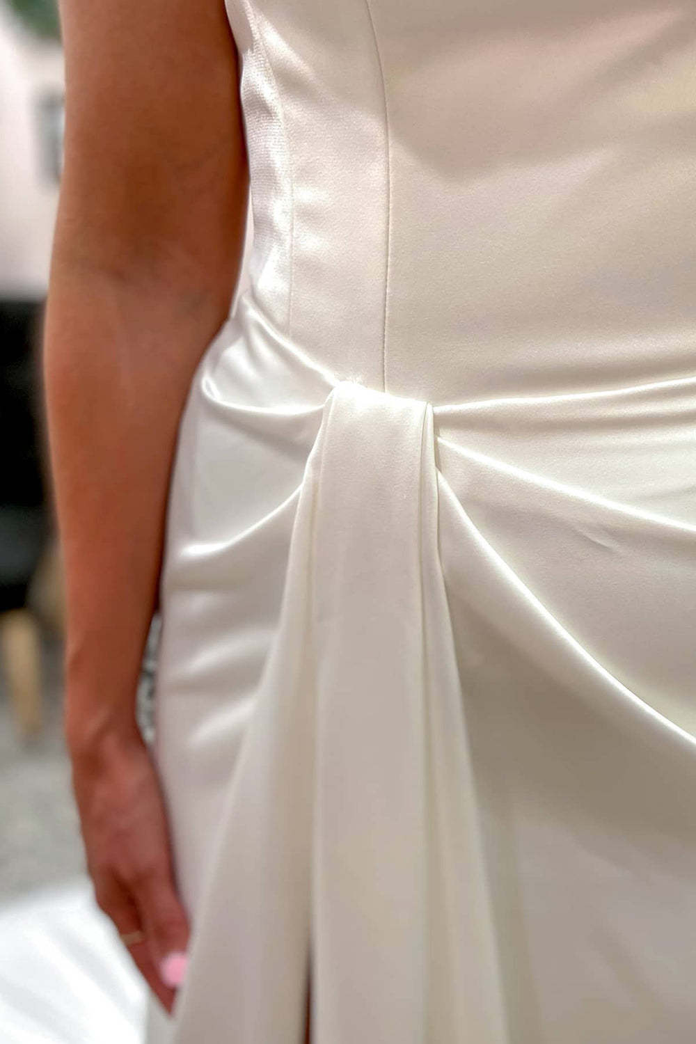 Chicloth Ivory Satin Wedding Dress Mermaid Long With Slit