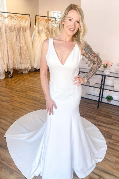 Chicloth White Satin Wedding Dress Mermaid Open Back