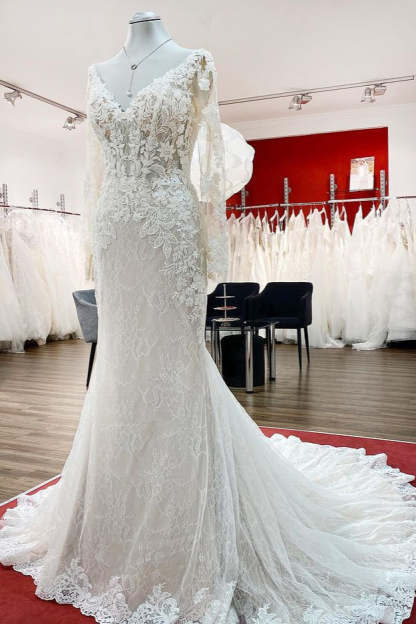 Chicloth Sweetheart Long Sleeves Tulle Ivory Mermaid Wedding Dresses