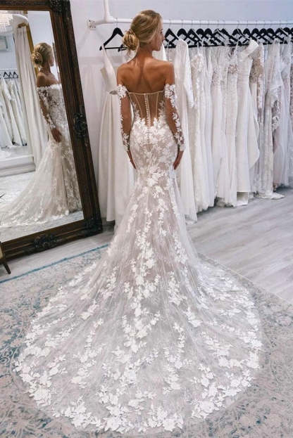 Chicloth Long Sleeves Wedding Dress Mermaid With Lace Appliques