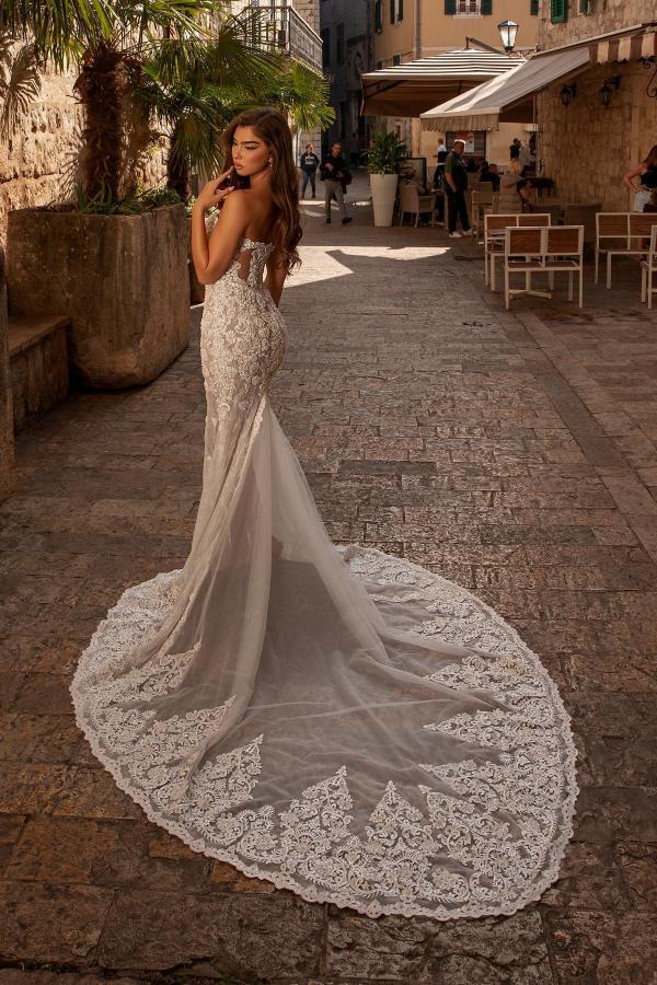 Chicloth Spaghetti-Straps Lace Wedding Dress Mermaid Long Online