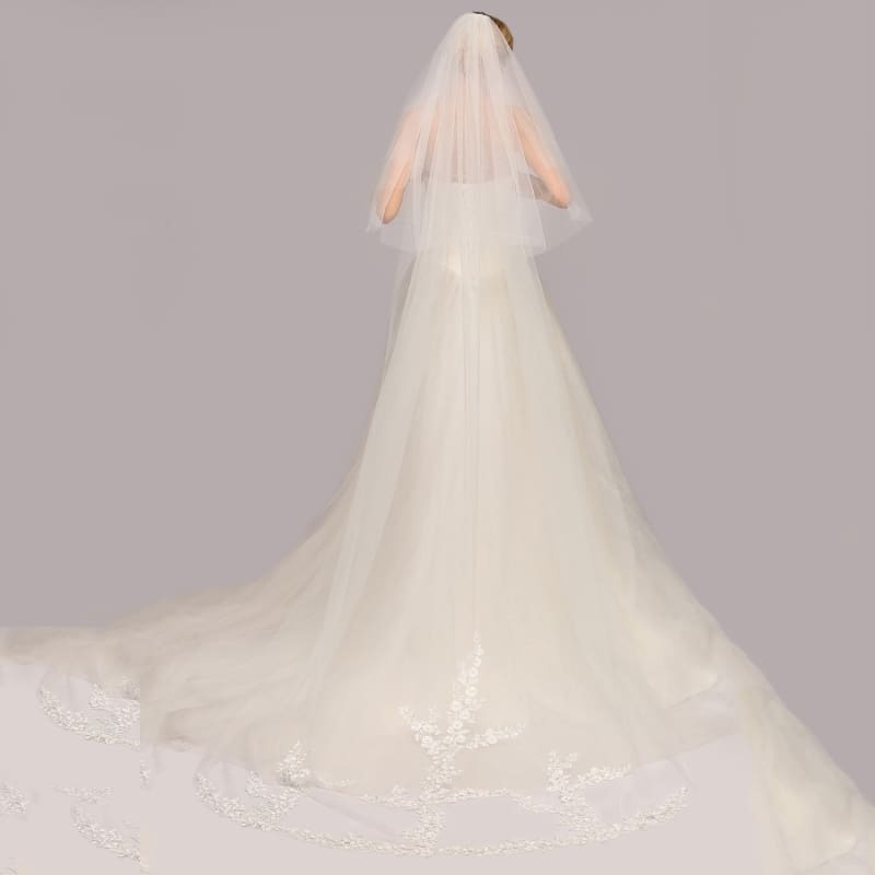 3M Two Layer Lace Edge Face Covered Wedding Veils | Bridelily - wedding veils
