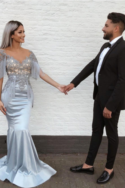 Mermaid Lace Appliqué Tassel Prom Dress | Short Sleeve V-Neck Evening Gown