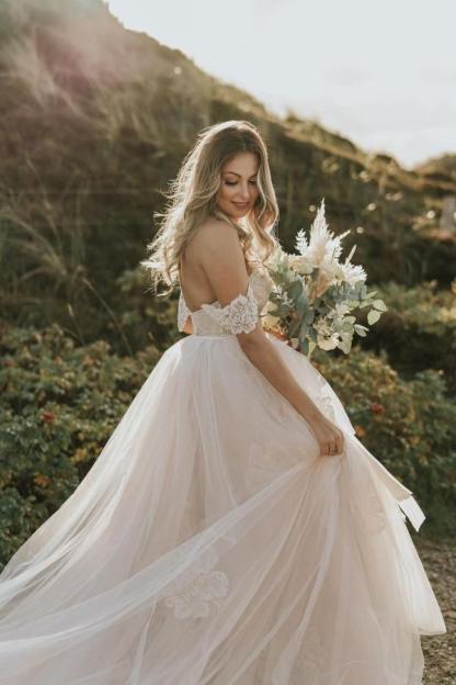 Chicloth Off-the-Shoulder Champagne Beach Wedding Dress Lace Tulle Long
