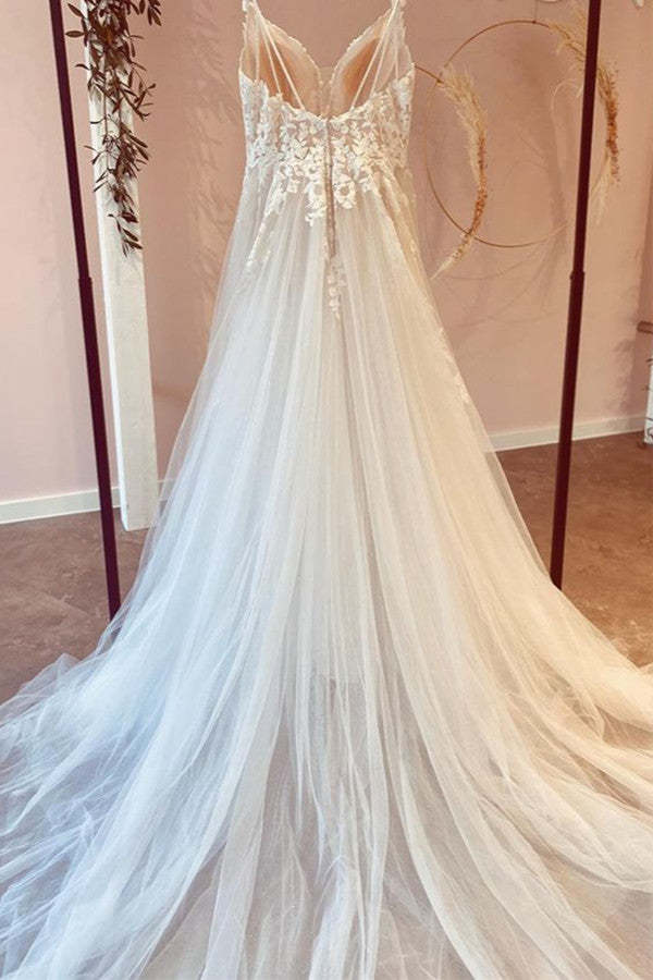 Chicloth Spaghetti-Straps Bridal Dress Sleeveless Tulle Appliques