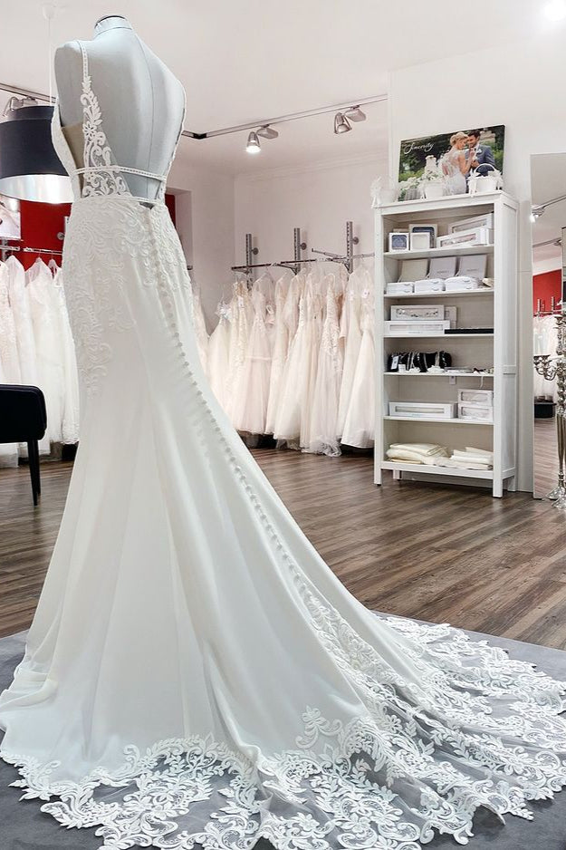 Chicloth Simply Jewel Sleeveless Satin Appliques V Neck Mermaid Wedding Dresses