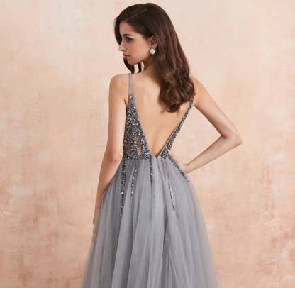 Chicloth Charming V-Neck Tulle Prom Dress Long Evening Party Gowns With Lace Appliques
