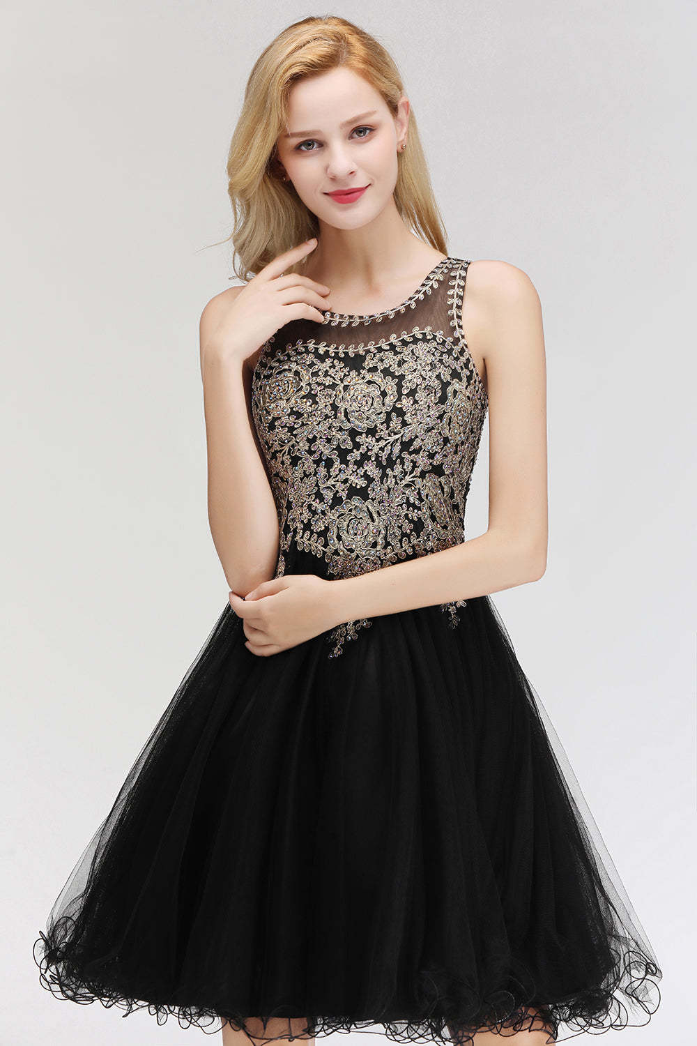Chicloth A-line Tulle Lace Homecoming Dress with Beadings