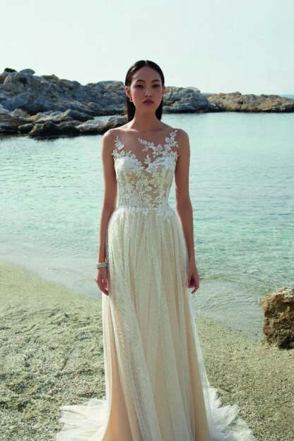 Chicloth Champagne Beach Wedding Dress Tulle Long With Lace