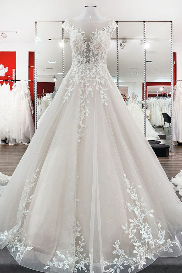 Chicloth Eye-taking Jewel Tulle Lace Appliques Ruffles A-Line Wedding Dresses