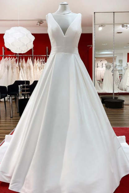 Chicloth Elegant V Neck Satin White Ruffles Wedding Dresses Long