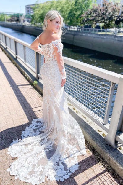 Chicloth Off-the-Shoulder Lace Wedding Dress Mermaid Long Sleeves