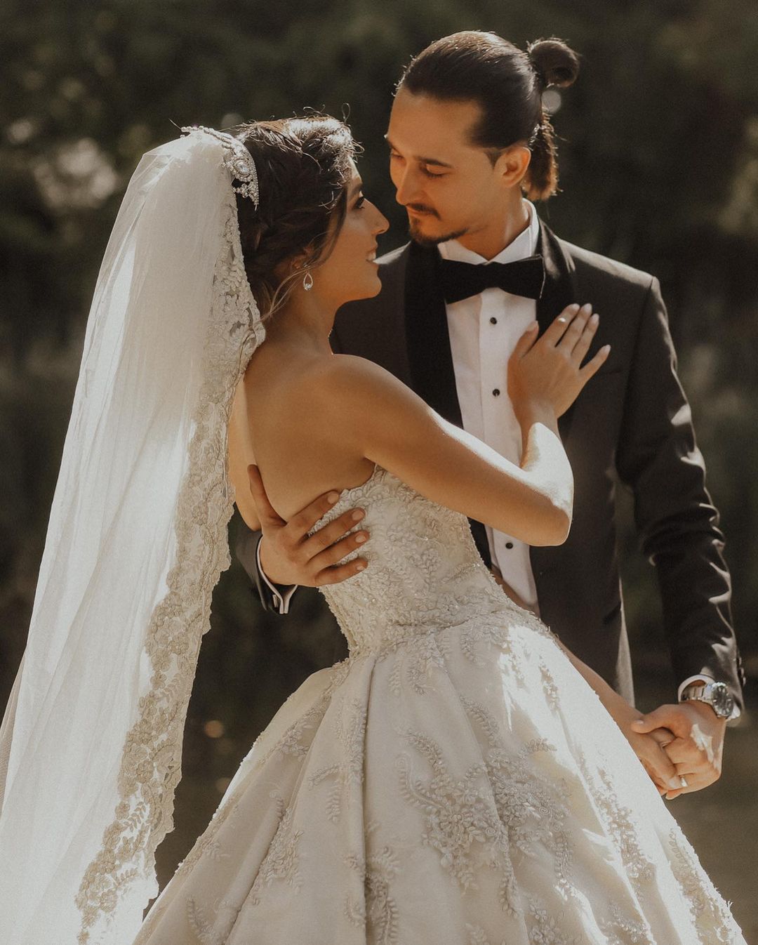 Chicloth Sweetheart Lace Wedding Dress Princess With Appliques