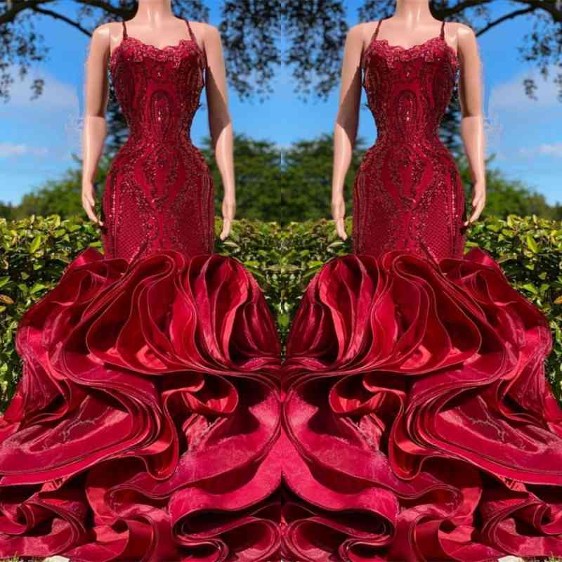 Chicloth Spaghetti-Straps Burgundy Prom Dress Mermaid Sleeveless Sequins Ruffles