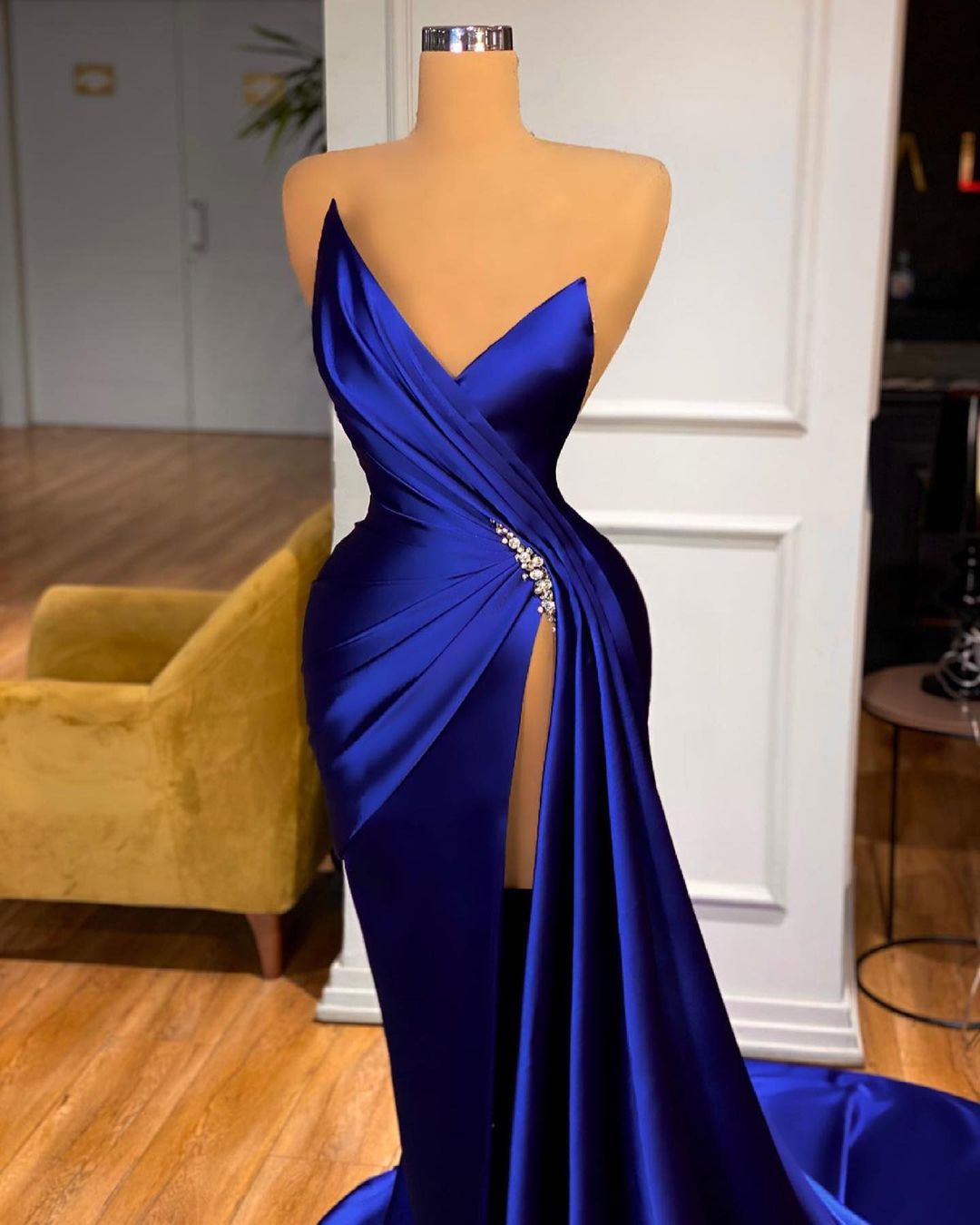 Chicloth Royal Blue Sleeveless Prom Dress Mermaid With Split