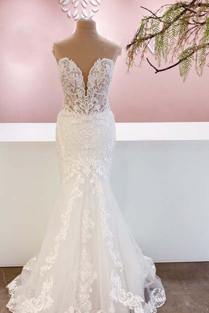 Chicloth Tulle Off The Shoulder Sweetheart Lace Appliques Wedding Dresses