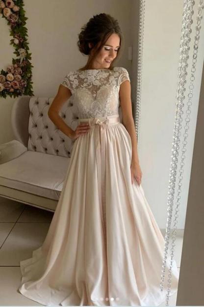 Chicloth Short Sleeves Long Wedding Dress With Appliques