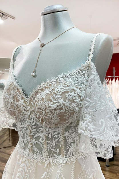Chicloth Gorgeous Sleeveless Tulle Lace Appliques Sweetheart A-Line Wedding Dresses