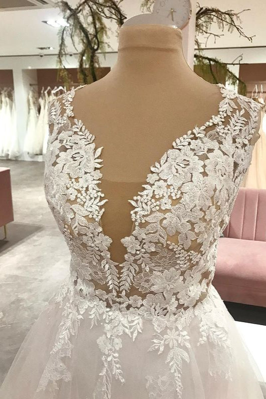 Chicloth Lace Wedding Dress Tulle Sleeveless Bridal Gowns