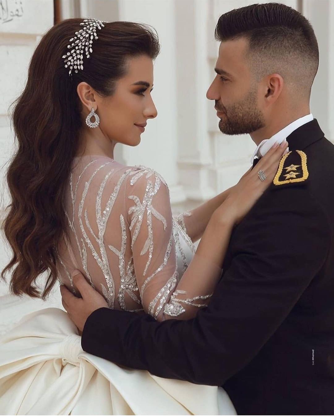 Chicloth Long Sleeves V-Neck Ball Gown Satin Wedding Dress With Sequins