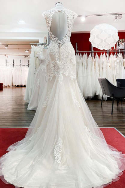 Chicloth Ivory Sweetheart Lace Mermaid Wedding Dresses